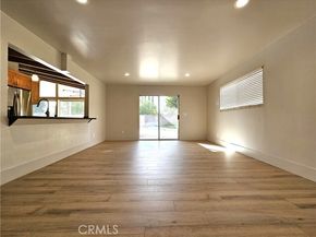 17530 Tuba Street, Northridge (los Angeles) CA 91325