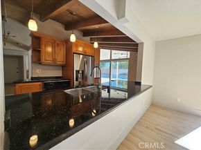 17530 Tuba Street, Northridge (los Angeles) CA 91325