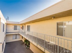 7045 Woodley Avenue 218, Van Nuys (los Angeles) CA 91406