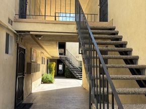7826 Laurel Canyon 7, North Hollywood (los Angeles) CA 91605