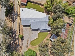 10136 Mcbroom, Sunland (los Angeles) CA 91040