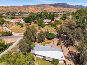 10136 Mcbroom, Sunland (los Angeles) CA 91040