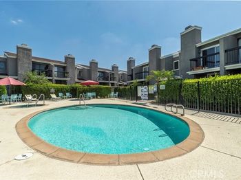 23549 Victory Blvd.