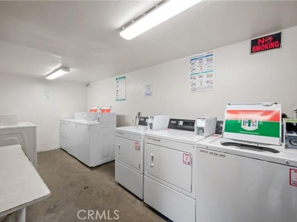 8800 Cedros Avenue 204, Panorama City (los Angeles) CA 91402