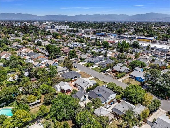 6225 Langdon Avenue, Van Nuys (los Angeles) CA 91411