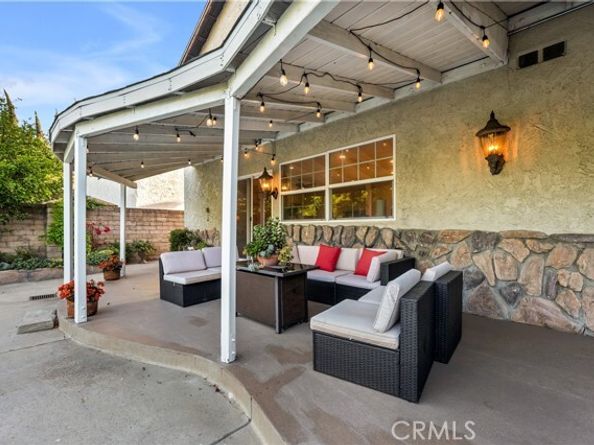 7936 Laramie Avenue, Winnetka (los Angeles) CA 91306