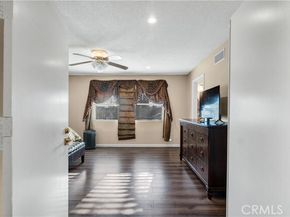 7936 Laramie Avenue, Winnetka (los Angeles) CA 91306