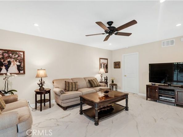 7936 Laramie Avenue, Winnetka (los Angeles) CA 91306