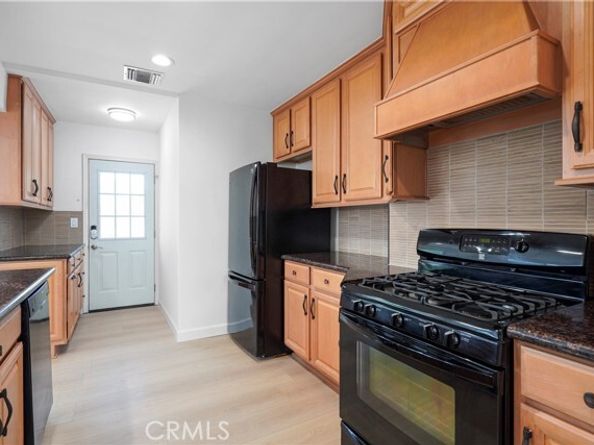 8331 Sharp Avenue, Sun Valley (los Angeles) CA 91352