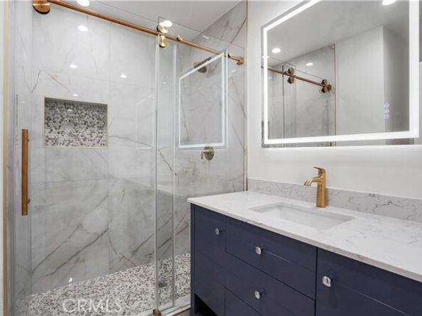 8331 Sharp Avenue, Sun Valley (los Angeles) CA 91352