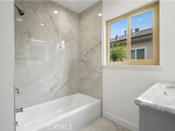 8331 Sharp Avenue, Sun Valley (los Angeles) CA 91352