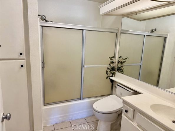 7640 Oso Avenue 316, Winnetka (los Angeles) CA 91306