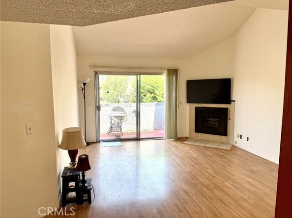 7640 Oso Avenue 316, Winnetka (los Angeles) CA 91306