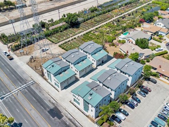 12525 W Andre Lane, Sun Valley (los Angeles) CA 91352