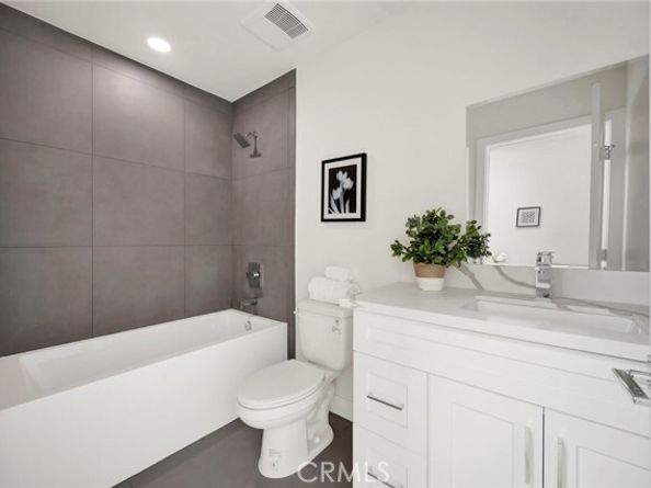 12525 W Andre Lane, Sun Valley (los Angeles) CA 91352