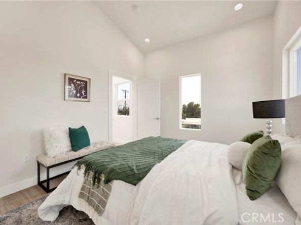 12525 W Andre Lane, Sun Valley (los Angeles) CA 91352