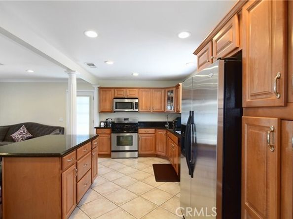 24208 Gilmore Street, West Hills (los Angeles) CA 91307