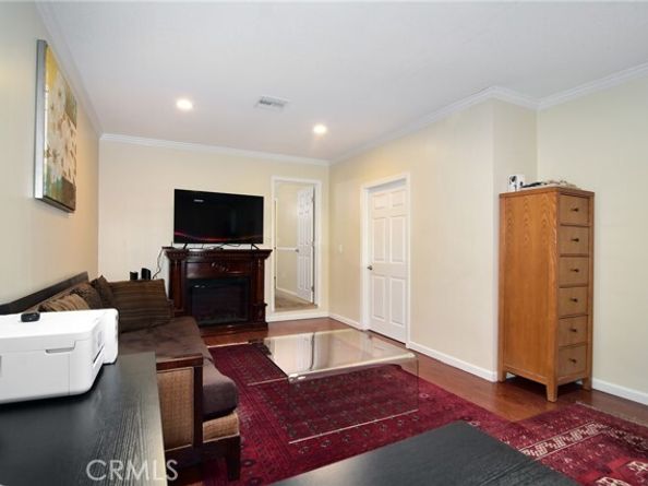 24208 Gilmore Street, West Hills (los Angeles) CA 91307