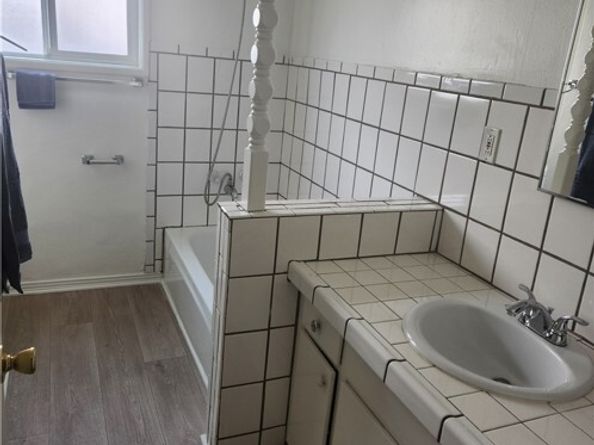 14201 Daventry Street, Arleta (los Angeles) CA 91331