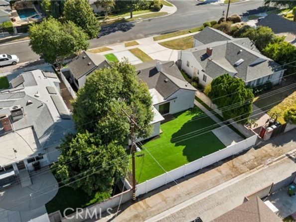 18729 Sunburst Street, Northridge (los Angeles) CA 91324