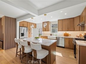 18729 Sunburst Street, Northridge (los Angeles) CA 91324