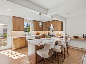18729 Sunburst Street, Northridge (los Angeles) CA 91324