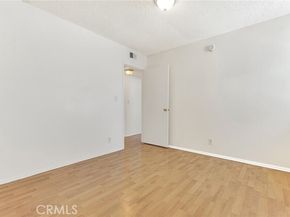 18620 Hatteras Street 281, Tarzana (los Angeles) CA 91356