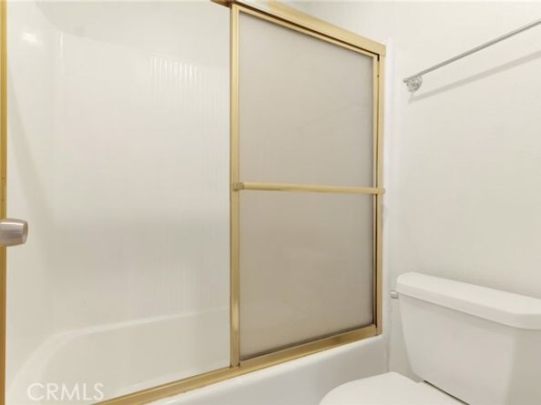 18620 Hatteras Street 281, Tarzana (los Angeles) CA 91356