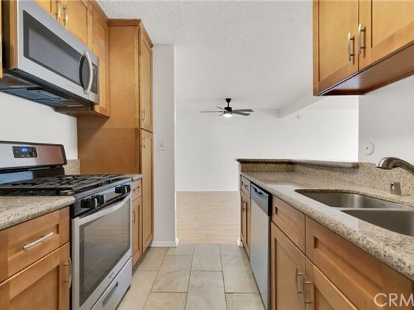 18620 Hatteras Street 281, Tarzana (los Angeles) CA 91356