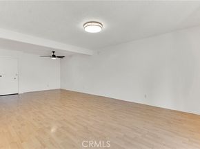 18620 Hatteras Street 281, Tarzana (los Angeles) CA 91356