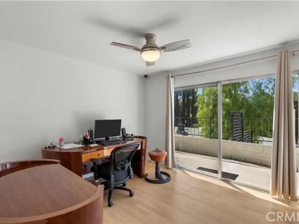 4715 Burgundy Road, Woodland Hills (los Angeles) CA 91364