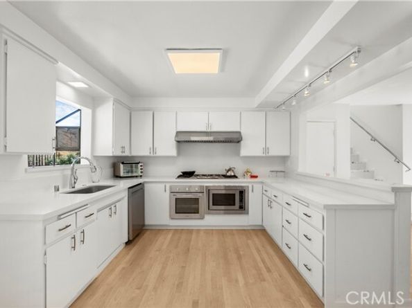4715 Burgundy Road, Woodland Hills (los Angeles) CA 91364