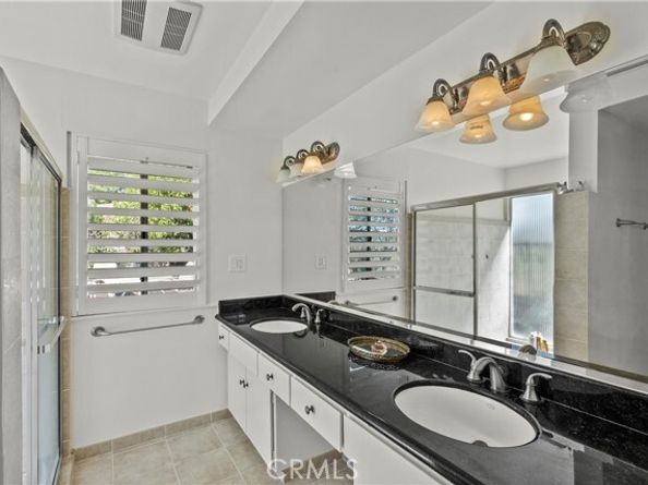 4715 Burgundy Road, Woodland Hills (los Angeles) CA 91364