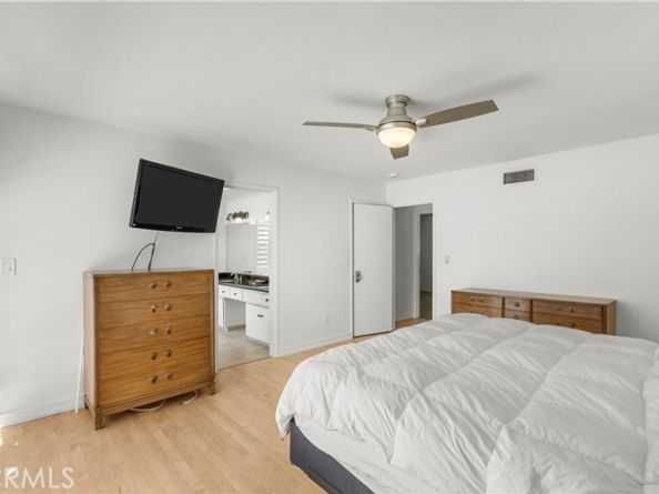 4715 Burgundy Road, Woodland Hills (los Angeles) CA 91364