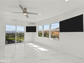 4715 Burgundy Road, Woodland Hills (los Angeles) CA 91364