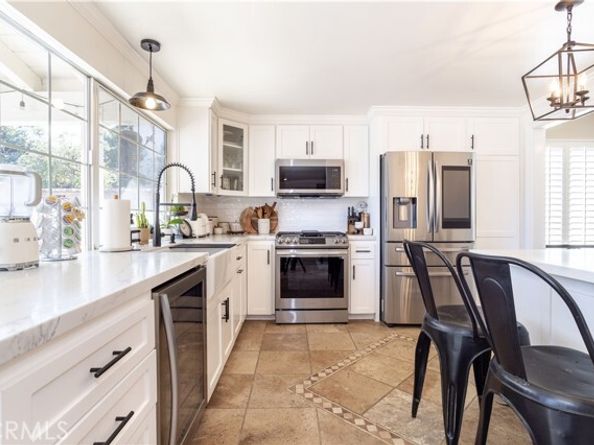 20252 Lorne Street, Winnetka (los Angeles) CA 91306