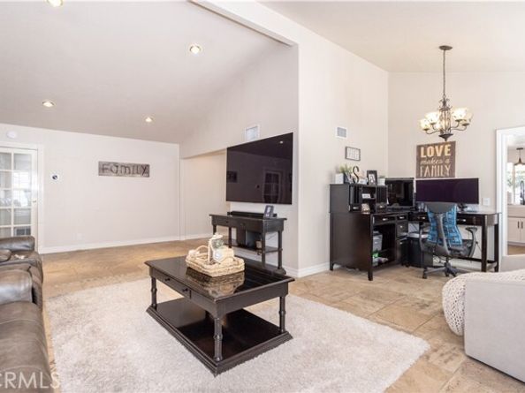 20252 Lorne Street, Winnetka (los Angeles) CA 91306