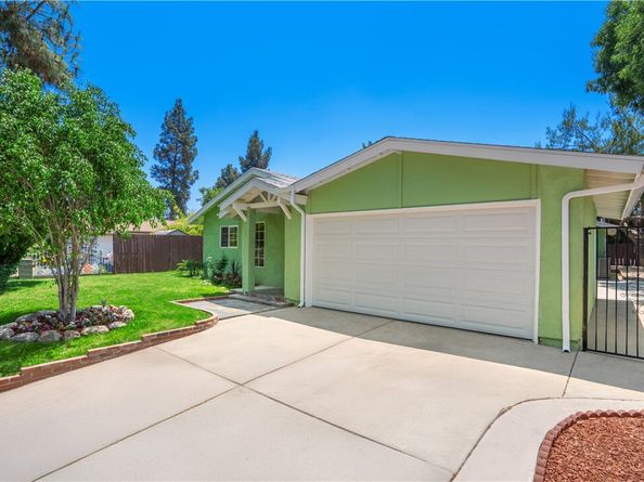 11863 Vanport Avenue, Sylmar (los Angeles) CA 91342