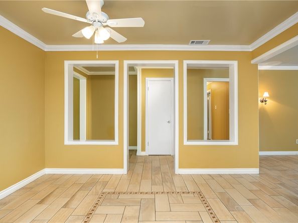 11863 Vanport Avenue, Sylmar (los Angeles) CA 91342