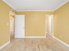 11863 Vanport Avenue, Sylmar (los Angeles) CA 91342