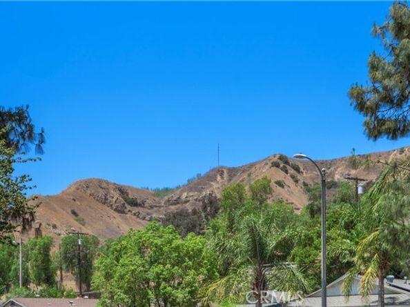11863 Vanport Avenue, Sylmar (los Angeles) CA 91342