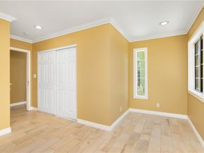 11863 Vanport Avenue, Sylmar (los Angeles) CA 91342