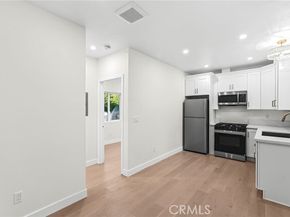 9076 Lev Avenue, Arleta (los Angeles) CA 91331