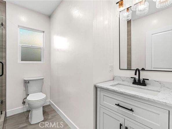 9076 Lev Avenue, Arleta (los Angeles) CA 91331