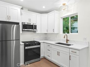 9076 Lev Avenue, Arleta (los Angeles) CA 91331