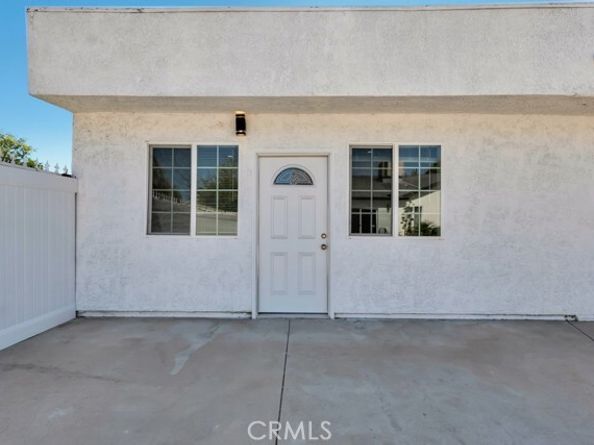 5434 Sylvia Avenue, Tarzana (los Angeles) CA 91356