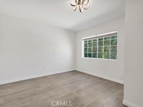 5434 Sylvia Avenue, Tarzana (los Angeles) CA 91356
