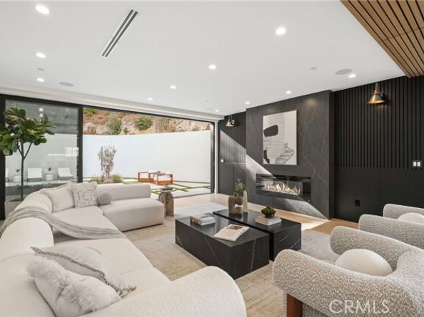 4551 Alonzo avenue, Encino (los Angeles) CA 91316