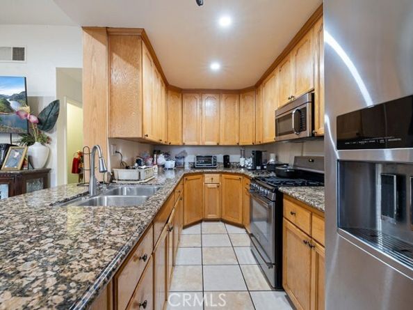 14520 Plummer St. 21, Panorama City (los Angeles) CA 91402