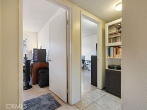14520 Plummer St. 21, Panorama City (los Angeles) CA 91402